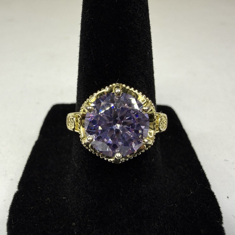 Ornate Gold Tone Ring Large Round Purple Amethyst Solitaire Jewelry Size 6.5
